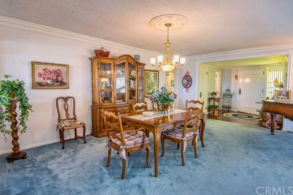 Elon Musk Is Selling All 6 Of His California Homes See Inside E Online Uk